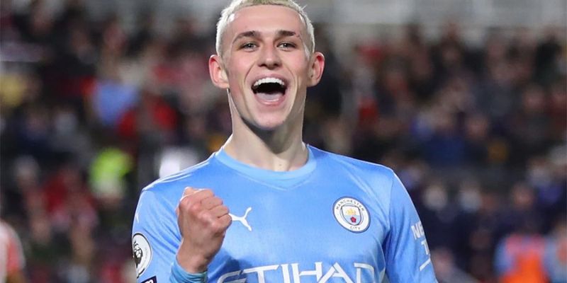 Khám phá tổng quan về phần tiểu sử Phil Foden