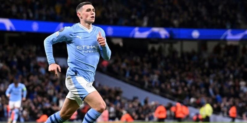 Sự nghiệp của cầu thủ trẻ tài năng Foden tại Man City